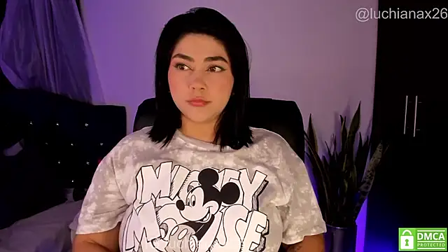 lucy26  online show from June 5, 2026, 3:24 am
