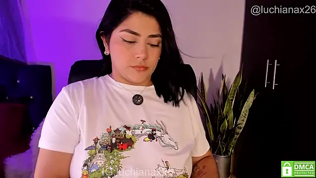 lucy26  online show from June 11, 2026, 3:04 am