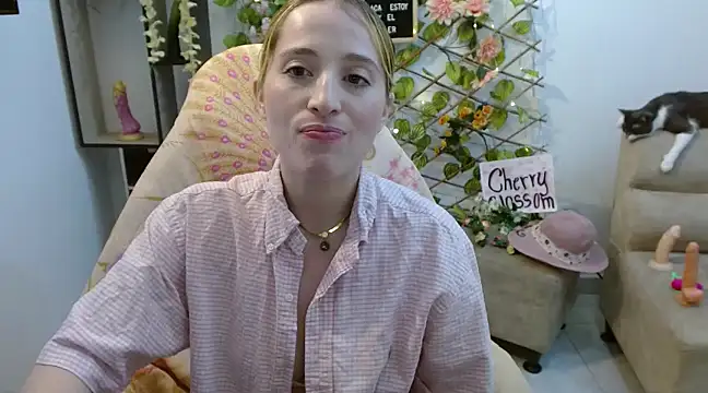 Snapshot of Ashleysoy chatting on March 19, 2025, 6:14 am Ashleysoy online show from March 19, 2025, 6:14 am