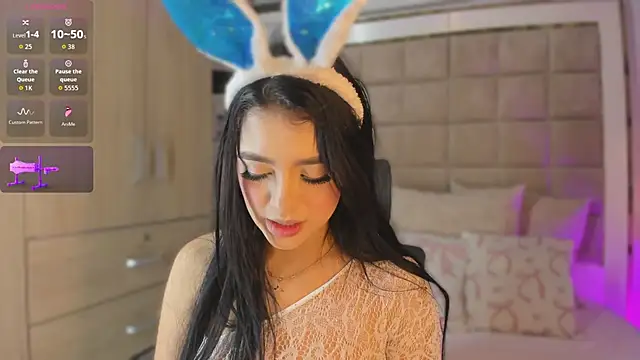 Victoria adaams online show from October 20, 2025, 1:55 pm