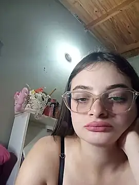 Emmacut online show from July 24, 2026, 9:57 pm