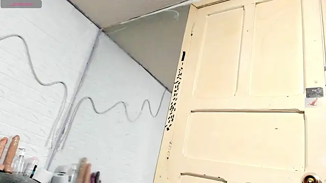 Snapshot of CelesteGill_ chatting on March 13, 2026, 4:30 am CelesteGill online show from March 13, 2026, 4:30 am