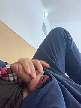 Snapshot of GHsveter chatting on December 15, 2024, 10:07 am GHsveter online show from December 15, 2024, 10:07 am