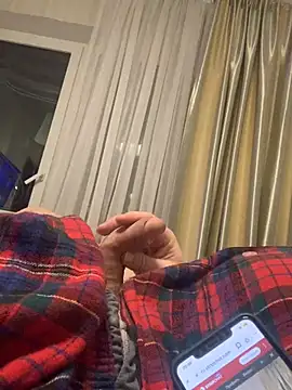 Snapshot of GHsveter chatting on January 4, 2025, 9:52 pm GHsveter online show from January 4, 2025, 9:52 pm