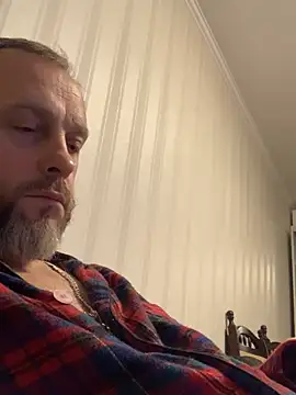 Snapshot of GHsveter chatting on January 29, 2025, 9:17 pm GHsveter online show from January 29, 2025, 9:17 pm