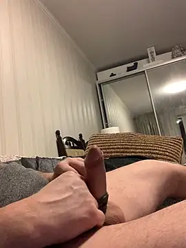 Snapshot of GHsveter chatting on February 9, 2025, 5:11 pm GHsveter online show from February 9, 2025, 5:11 pm