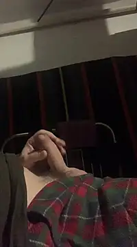 Snapshot of GHsveter chatting on February 19, 2025, 3:38 pm GHsveter online show from February 19, 2025, 3:38 pm