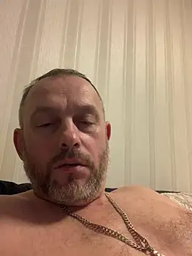 Snapshot of GHsveter chatting on March 5, 2025, 11:05 pm GHsveter online show from March 5, 2025, 11:05 pm