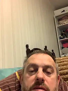 Snapshot of GHsveter chatting on October 12, 2025, 10:25 am GHsveter online show from October 12, 2025, 10:25 am