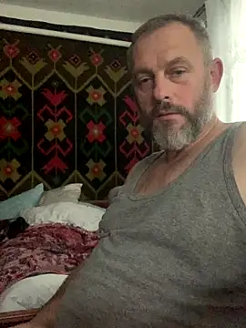 GHsveter online show from November 14, 2025, 1:32 pm