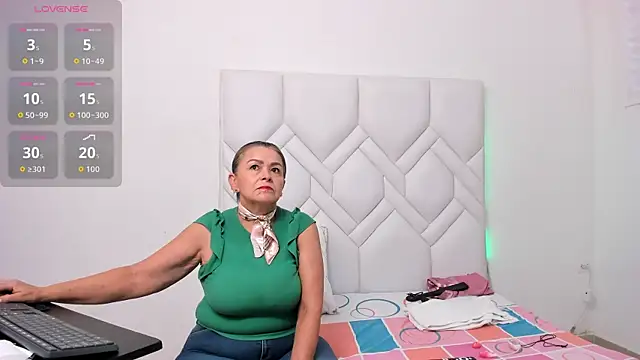 Snapshot of Mature_Hard chatting on October 21, 2025, 9:26 pm Mature Hard online show from October 21, 2025, 9:26 pm