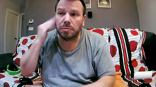 txan9876 online show from November 26, 2025, 1:06 am