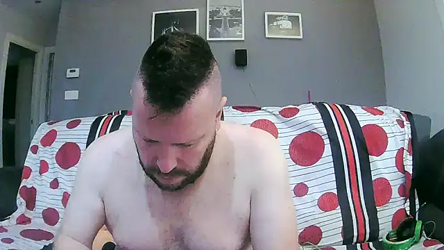 txan9876 online show from December 18, 2025, 2:01 pm