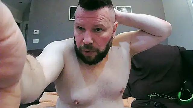 txan9876 online show from February 8, 2026, 5:49 pm