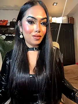 BigDominaMia online show from November 8, 2025, 9:09 am