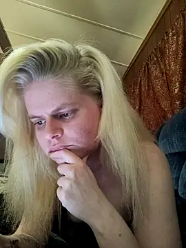BadAssBitchMakayla online show from April 27, 2026, 12:47 pm