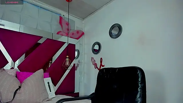 Penelope Tits online show from December 12, 2024, 10:09 pm