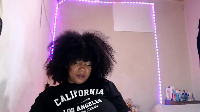 Snapshot of cherry_cleou chatting on March 29, 2026, 3:06 am cherry cleou online show from March 29, 2026, 3:06 am