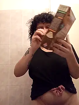 callmelouve online show from December 3, 2025, 6:39 pm