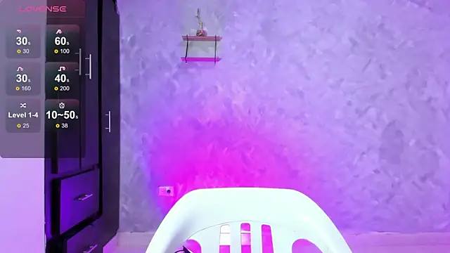 Snapshot of Bellagh1 chatting on October 1, 2025, 9:21 pm Bellagh1 online show from October 1, 2025, 9:21 pm