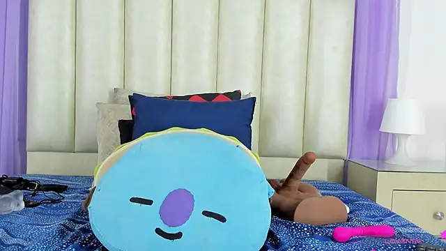 Snapshot of mollieblue69 chatting on December 30, 2024, 3:24 pm mollieblue69 online show from December 30, 2024, 3:24 pm