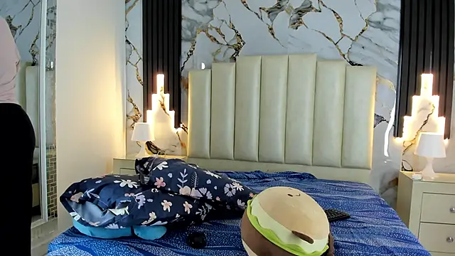 Snapshot of mollieblue69 chatting on January 23, 2025, 12:30 pm mollieblue69 online show from January 23, 2025, 12:30 pm