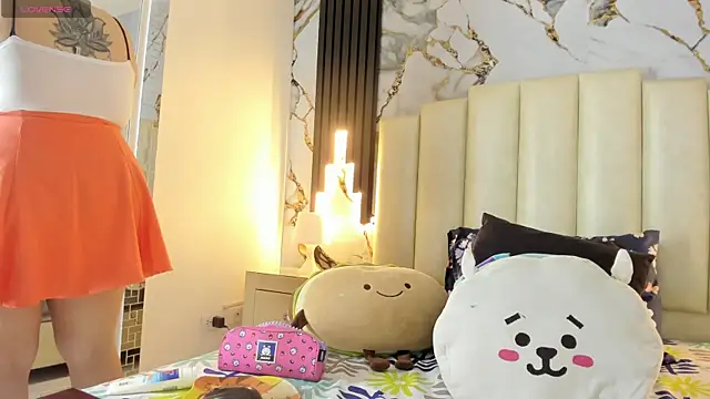 Snapshot of mollieblue69 chatting on February 20, 2025, 12:47 pm mollieblue69 online show from February 20, 2025, 12:47 pm