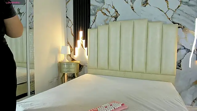 Snapshot of mollieblue69 chatting on September 16, 2025, 1:01 pm mollieblue69 online show from September 16, 2025, 1:01 pm