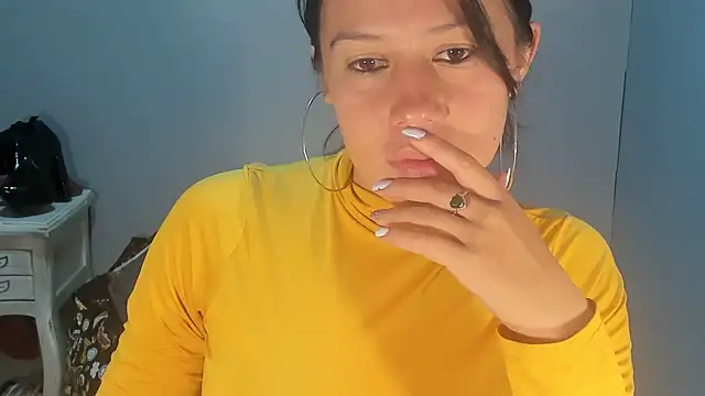 sandyquinnxx online show from May 7, 2026, 4:01 pm