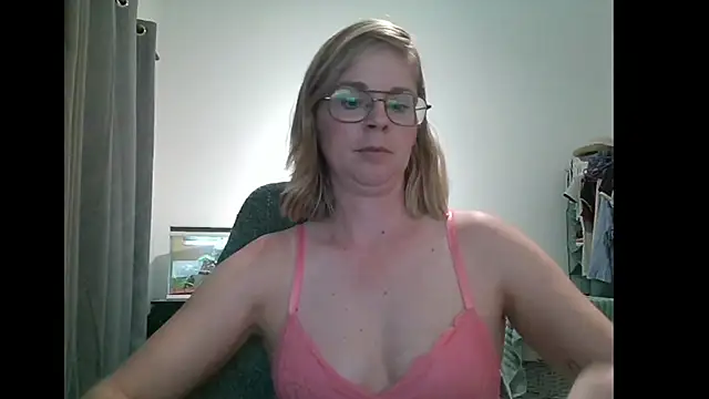 SavannaGirly online show from February 23, 2025, 6:23 pm