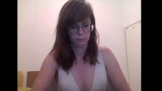 Snapshot of SavannaGirly chatting on February 25, 2026, 7:45 pm SavannaGirly online show from February 25, 2026, 7:45 pm