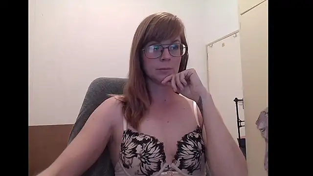 SavannaGirly online show from June 11, 2026, 6:55 am