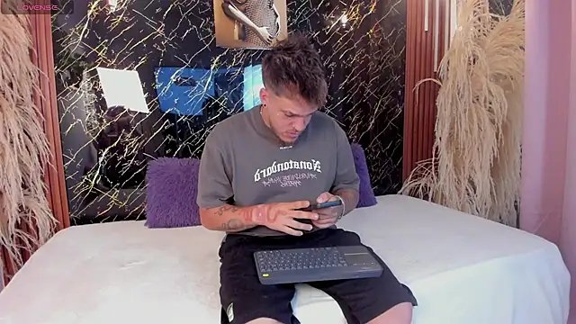 keane lee online show from February 17, 2026, 1:07 pm