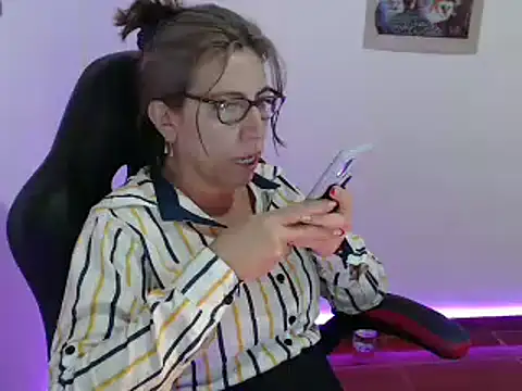 Chayla Ruiz online show from December 17, 2024, 10:11 pm