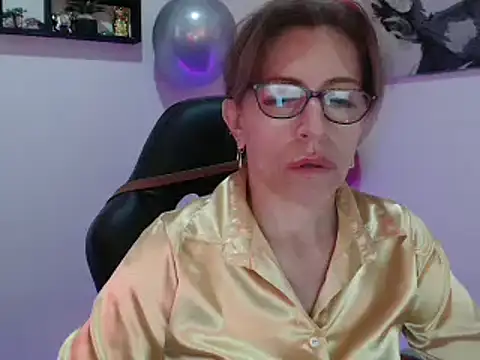 Chayla Ruiz online show from March 7, 2025, 2:12 pm
