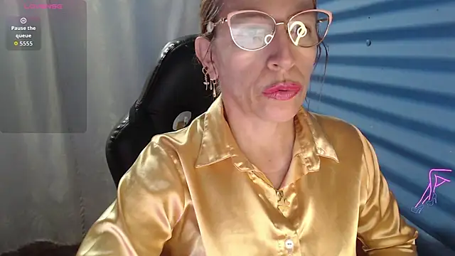 Snapshot of Chayla_Ruiz chatting on May 13, 2026, 12:46 pm Chayla Ruiz online show from May 13, 2026, 12:46 pm