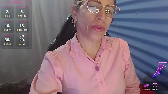 Snapshot of Chayla_Ruiz chatting on May 26, 2026, 1:29 pm Chayla Ruiz online show from May 26, 2026, 1:29 pm