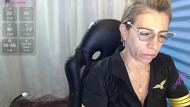 Snapshot of Chayla_Ruiz chatting on June 4, 2026, 2:12 pm Chayla Ruiz online show from June 4, 2026, 2:12 pm
