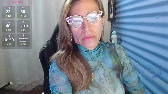 Snapshot of Chayla_Ruiz chatting on June 8, 2026, 1:55 pm Chayla Ruiz online show from June 8, 2026, 1:55 pm