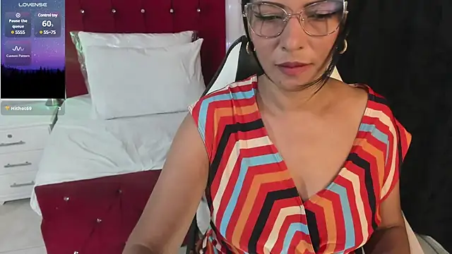 Wanda Milf online show from December 27, 2024, 9:32 pm