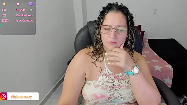 alejandra milf  online show from June 19, 2026, 8:23 pm