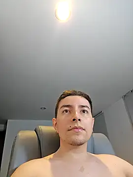 Snapshot of Jhoan_saenz chatting on October 9, 2025, 12:08 am Jhoan saenz online show from October 9, 2025, 12:08 am