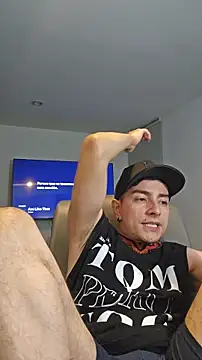 Snapshot of Jhoan_saenz chatting on October 30, 2025, 3:30 am Jhoan saenz online show from October 30, 2025, 3:30 am