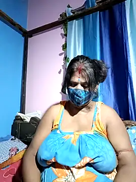 parioo7 online show from March 17, 2025, 4:54 pm