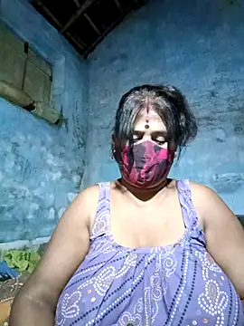 parioo7 online show from March 19, 2025, 6:12 pm