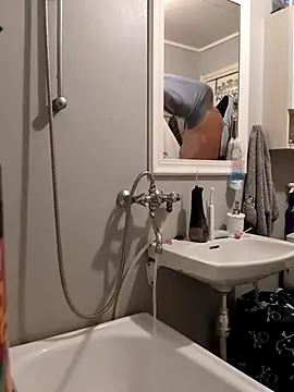 mustang69696 online show from October 29, 2025, 10:22 pm