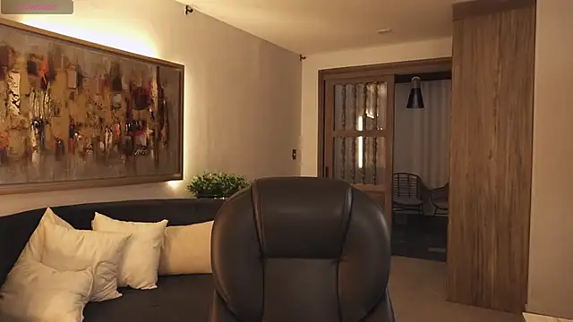 Snapshot of MaryLewis_ chatting on September 26, 2025, 12:20 pm MaryLewis online show from September 26, 2025, 12:20 pm