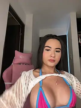 Snapshot of jailyncam_ chatting on June 10, 2026, 2:27 pm jailyncam online show from June 10, 2026, 2:27 pm