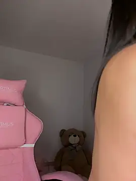 Snapshot of jailyncam_ chatting on July 14, 2026, 2:05 am jailyncam online show from July 14, 2026, 2:05 am