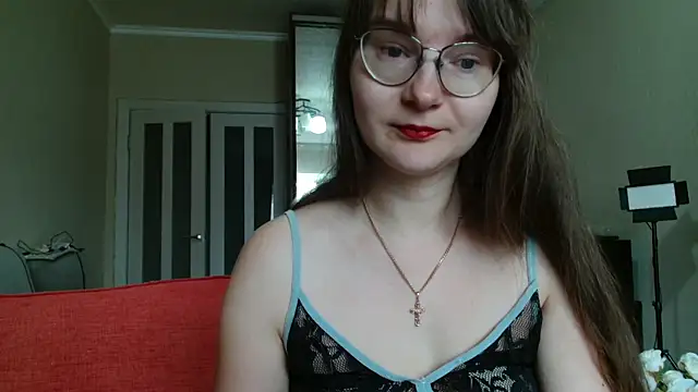 Snapshot of KiraGoldens chatting on May 29, 2026, 6:11 am KiraGoldens online show from May 29, 2026, 6:11 am